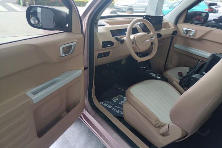 Used Geely Galaxy Panda 2023 Panda Mini 200km Endurance Bear