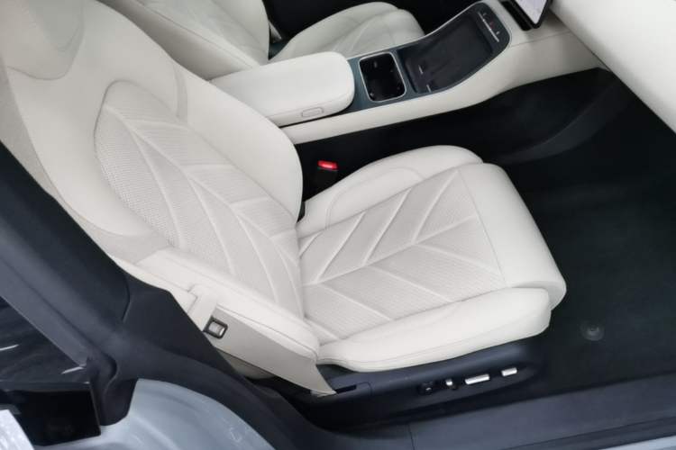 Used Nio ET5T 2025 75 kWh Touring