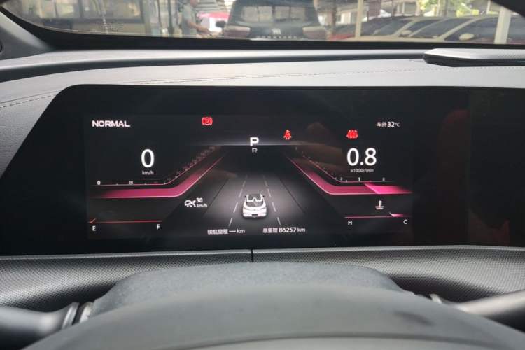 Used CHANGAN UNI-T 2020 1.5T Prestige Version