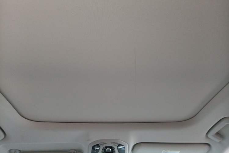 Used Lynk & Co 06 2021 1.5T Shero Pink Special Edition