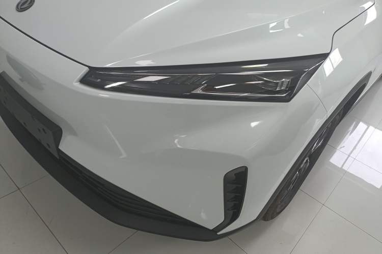 Used Dongfeng Aeolus SKY EV01 2025 530 km AIR Elite Edition
