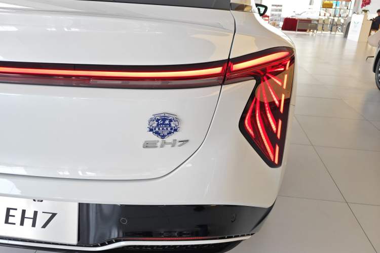 Used Hongqi EH7 2025 600 Smart Selection Edition