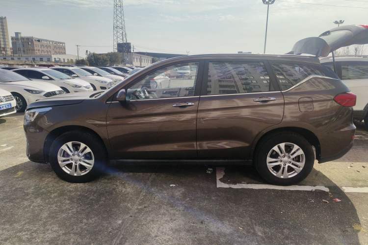 Used Haval M6 2019 1.5T DCT Two-Wheel Drive Value Edition China VI Standard