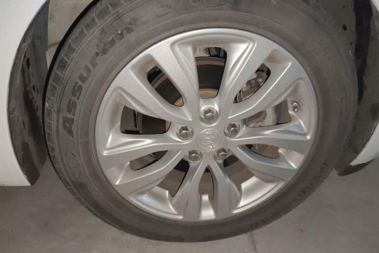 Used Buick GT 2018 15T Dual-Clutch Elite Model China V Standard