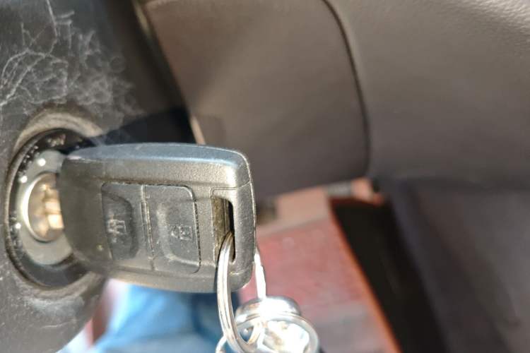 Used Wuling Hongguang V 2022 1.5L Jingqu Edition Electric-Assist LAR
