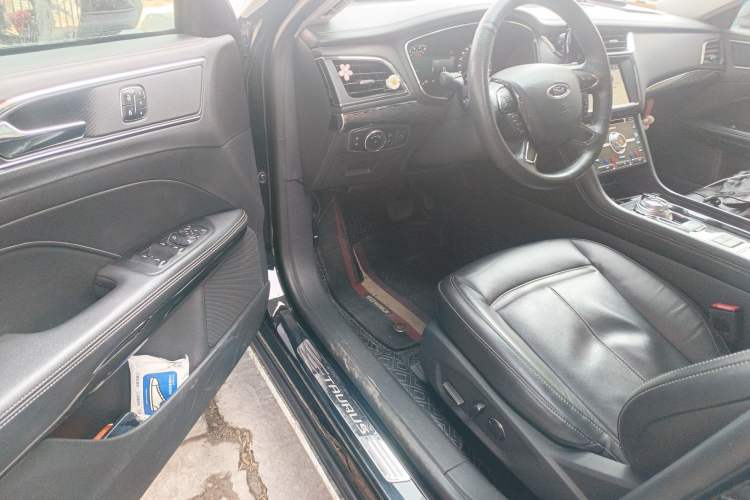 Used Ford Taurus 2018 EcoBoost 245 Premier Edition China VI Standard
