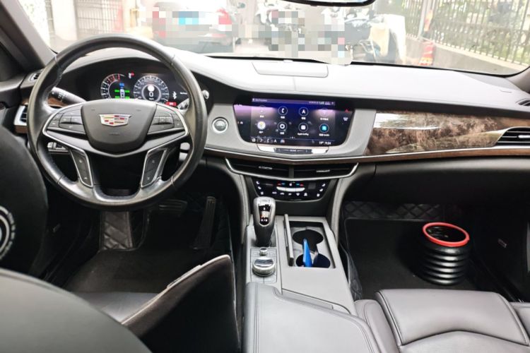 Used Cadillac CT6 2019 28T Luxury Model Center Console