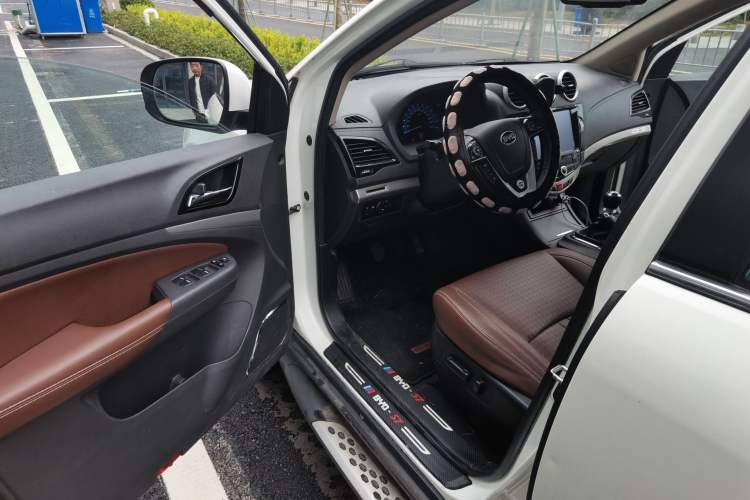 Used BYD S7 2015 1.5T Manual Luxury Model
