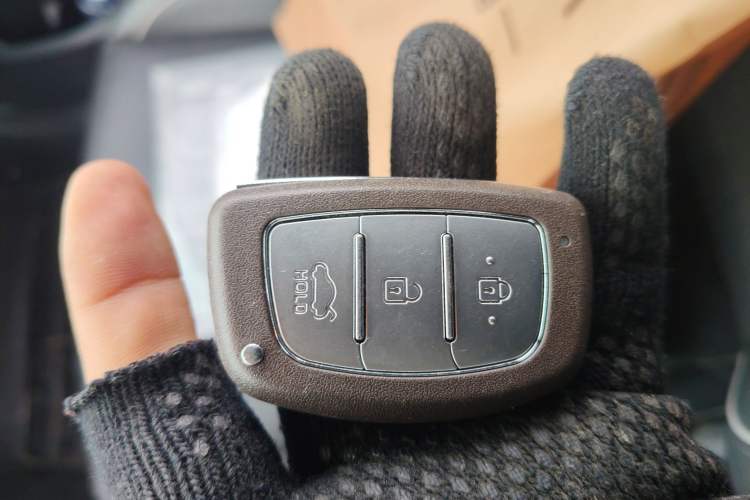 Used Hyundai ix25 2015 2.0L Automatic Two-Wheel Drive Intelligent GLS