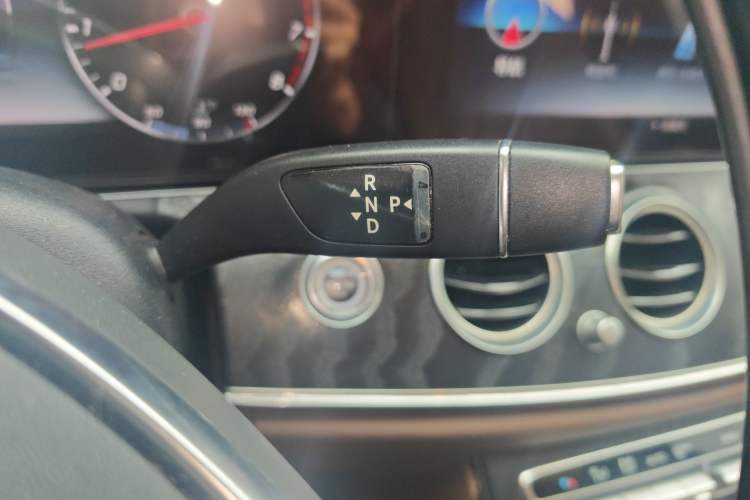 Used Mercedes-Benz E-Class 2017 E 300 L Sporty and Stylish Model
