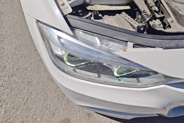 Used BMW 3 Series 2019 320Li M Sport Package Right Front Headlight