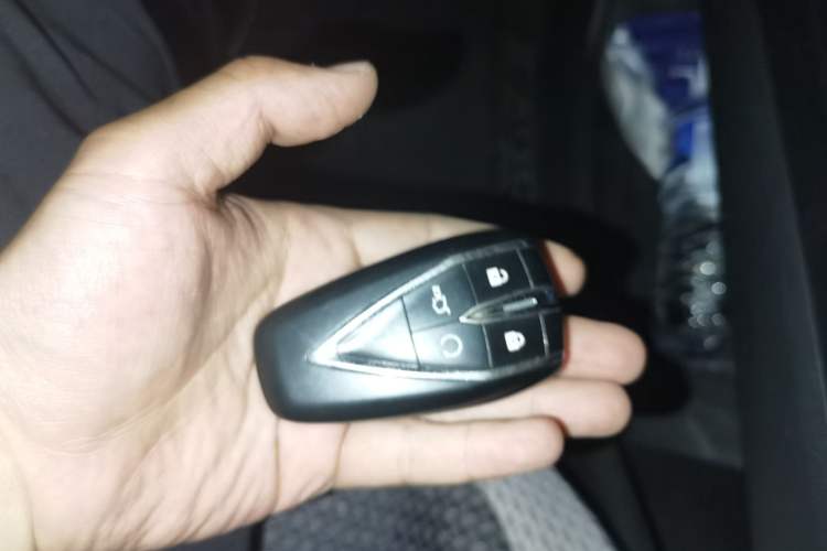 Used CHANGAN UNI-V 2022 1.5T Prestige Version
