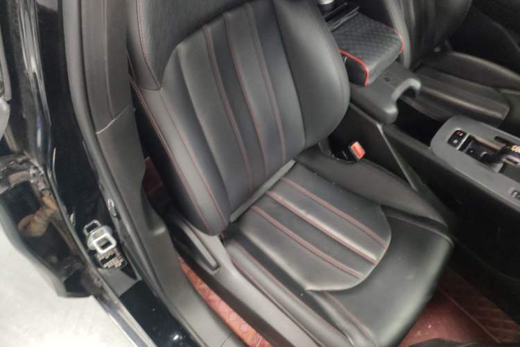 Used GAC Trumpchi EMPOW 2023 Shadow Leopard H High-Energy Hybrid Edition Right Front Seat