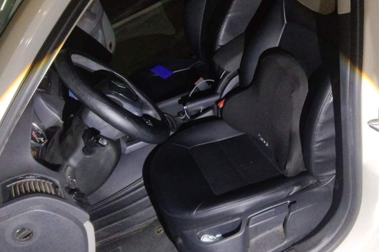 Used Skoda Octavia 2012 1.6L Automatic Yijie Edition Left Front Seat