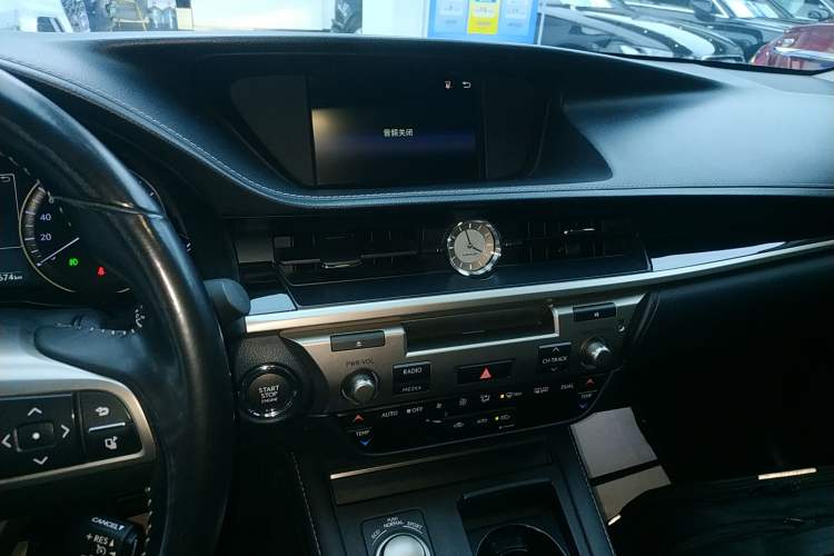 Used Lexus ES 2015 200 Elite Edition Audio And AC Panel