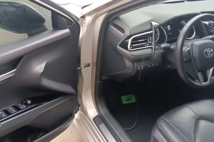 Used Toyota Camry 2018 2.5G Luxury Edition Driver Seat