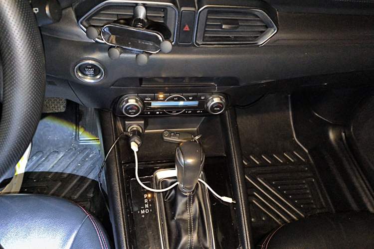 Used Mazda CX-5 2017 2.0L Automatic 2WD ZhiShang Trim China VI Standard
