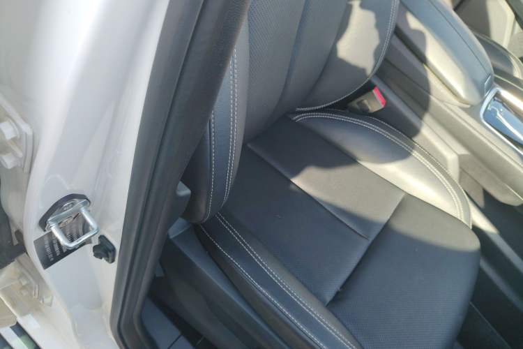 Used JMC Yusheng S350 2020 2.0T Automatic All-Wheel Drive Gasoline Comfort Edition
