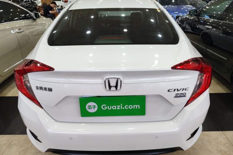 Used Honda Civic 2016 220TURBO CVT Luxury Edition