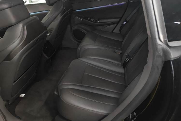 Used Denza Z9 2024 1100 km Four-Wheel Drive Max Version
