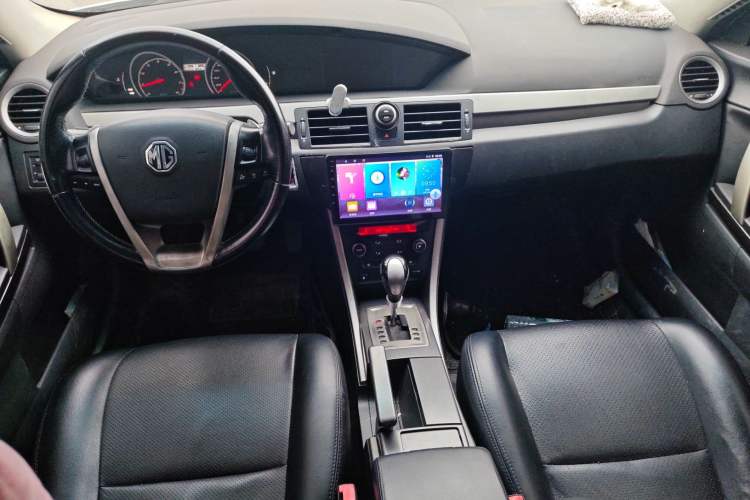 Used MG 6 2013 Hatchback 1.8L Automatic Drive Value Edition Center Console