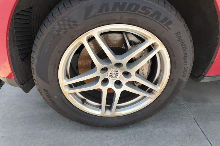 Used Porsche Macan 2017 Macan S 3.0T Exterior 4