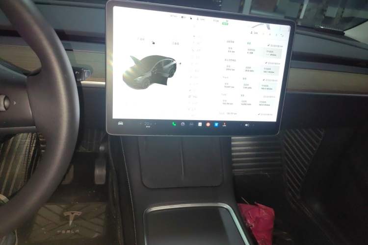 Used Tesla Model Y 2021 Standard Range Rear-Wheel Drive Version Audio And AC Panel