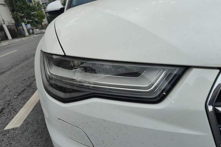 Used Audi A6L 2018 30th Anniversary Edition TFSI Trendy Model Right Front Headlight