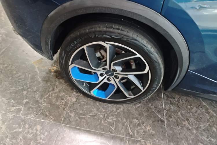 Used Lynk & Co 05 2020 2.0TD Two-Wheel Drive Shine Halo