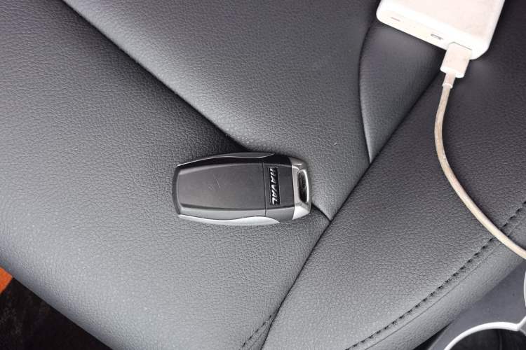 Used Haval H2 2017 Red-Label 1.5T Manual Two-Wheel Drive Luxury Model