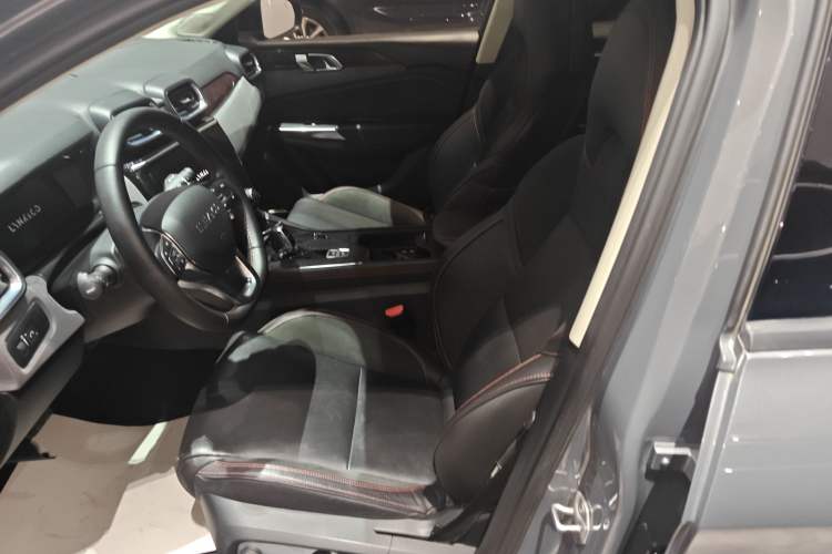 Used Lynk & Co 02 2018 1.5T DCT Two-Wheel Drive Pro Version China V Emission Standard
