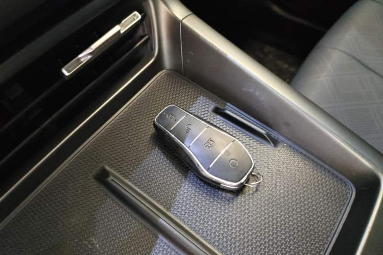Used BYD Qin PLUS 2025 DM-i Smart Drive 55KM Leading Model