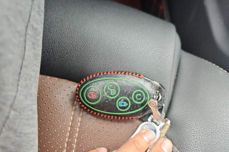 Used BYD Song New Energy 2017 Song DM 1.5TID All-Wheel Drive Luxury Model
