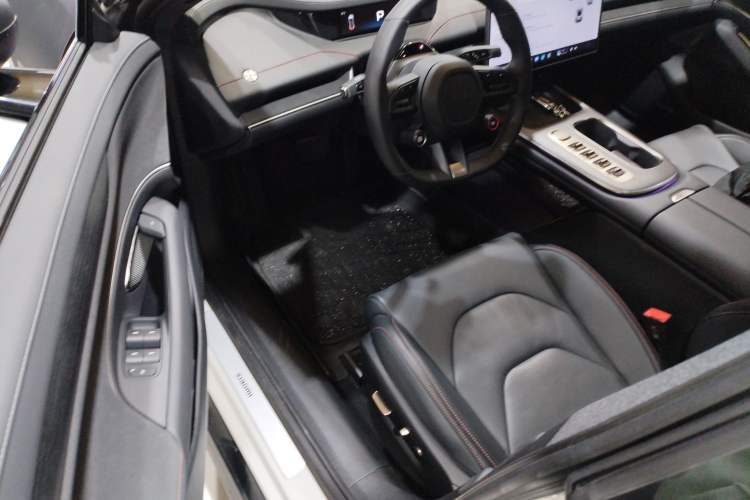 Used Xiaomi Auto SU7 2024 Rear-Drive Ultra-Long Range Advanced Pro-Level Intelligent Driving Version