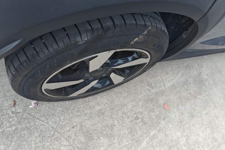 Used Lynk & Co 06 EM-P 2020 PHEV Plus Right Rear Wheel Hub