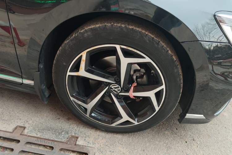 Used Volkswagen Magotan 2023 2 Million Units Commemorative Edition 330TSI DSG Luxury Version
