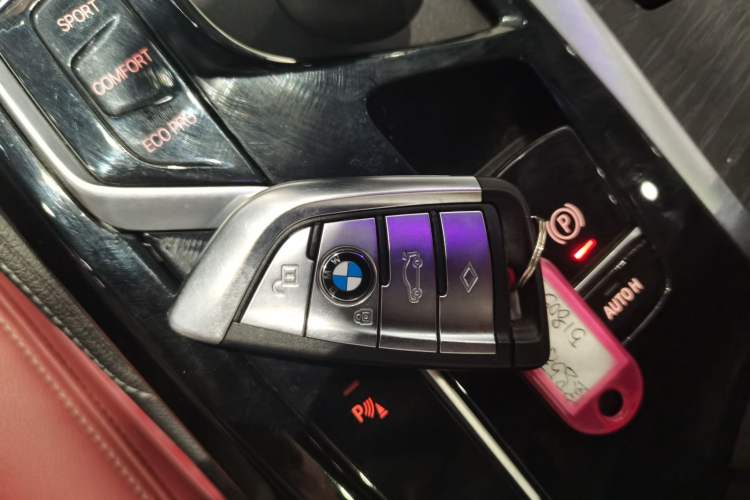 Used BMW 5 Series 2022 Second Facelift 530Li Leading Edition M Sport Package
