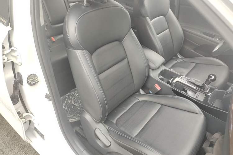 Used Kia K4 2014 1.8L Automatic GLS
