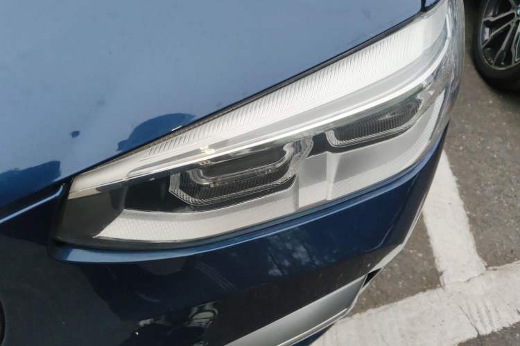 Used BMW X3 2018 xDrive28i Luxury Package China VI Emission Standard