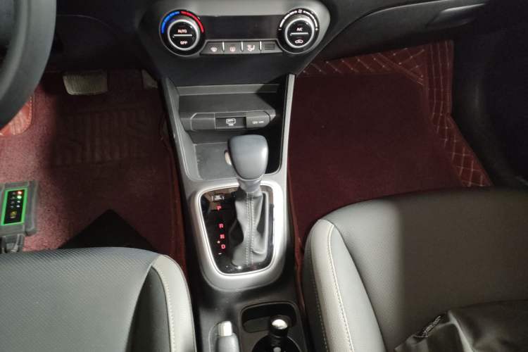 Used Kia kx1 Stonic 2019 1.4L Automatic Fun Edition China VI