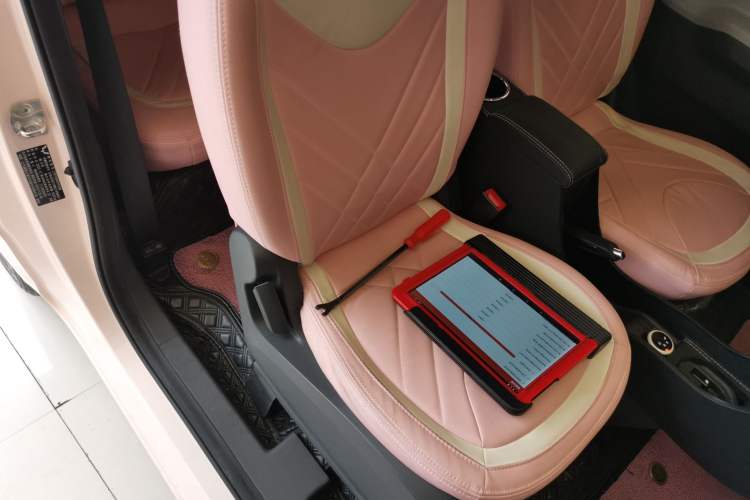 Used Wuling Hongguang MINIEV 2022 Macaron Premium Model – Lithium Iron Phosphate Right Front Seat