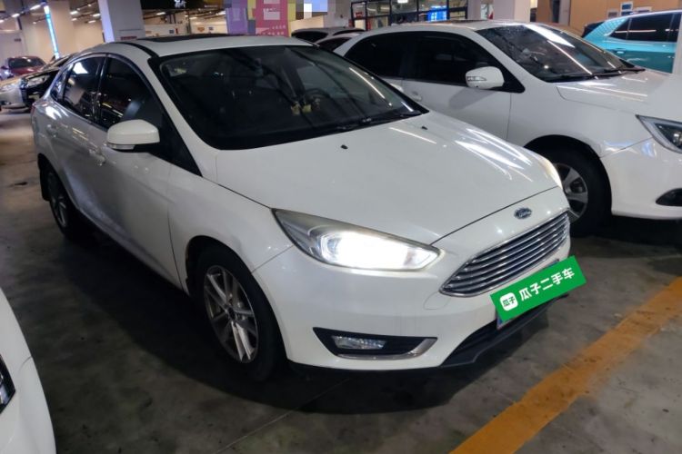 Used Ford Focus 2017 Sedan EcoBoost 125 Automatic Supreme Style SmartDrive Edition
