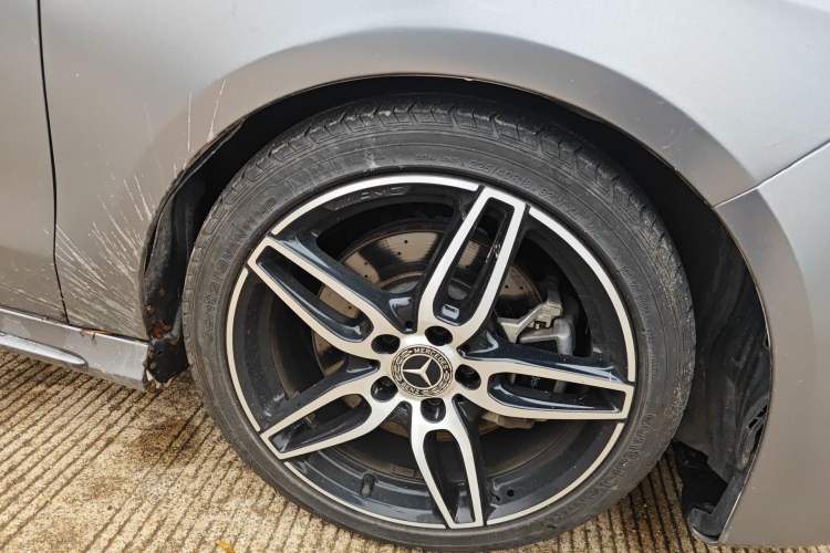 Used Mercedes-Benz CLA 2017 CLA 220 4MATIC Right Front Wheel Hub