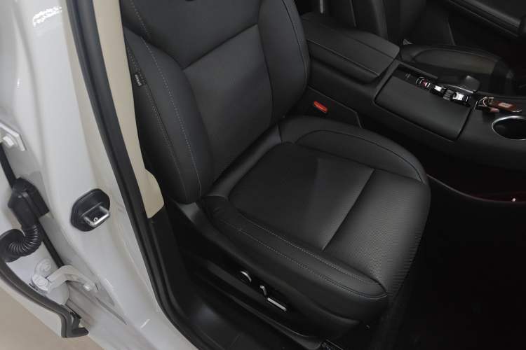 Used Hima AITO M5 2022 Range-Extended Rear-Drive Standard Version Right Front Seat