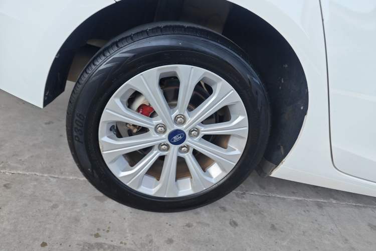 Used Ford Escort 2017 Happiness Edition 1.5L Automatic Fashion Version