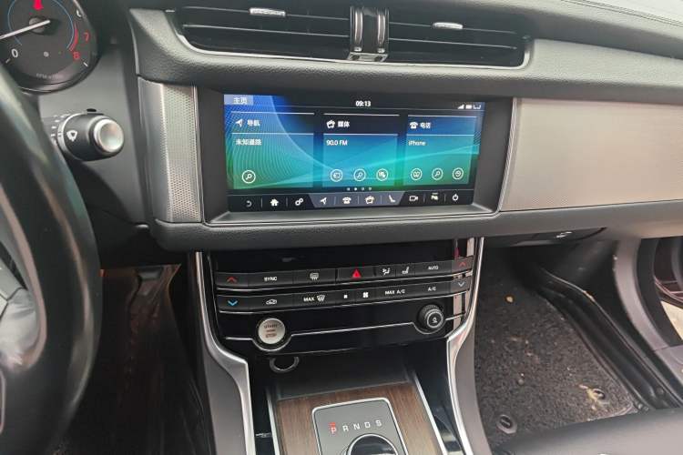 Used Jaguar XFL 2019 XFL 2.0T 200 PS Two-Wheel-Drive Elite Edition
