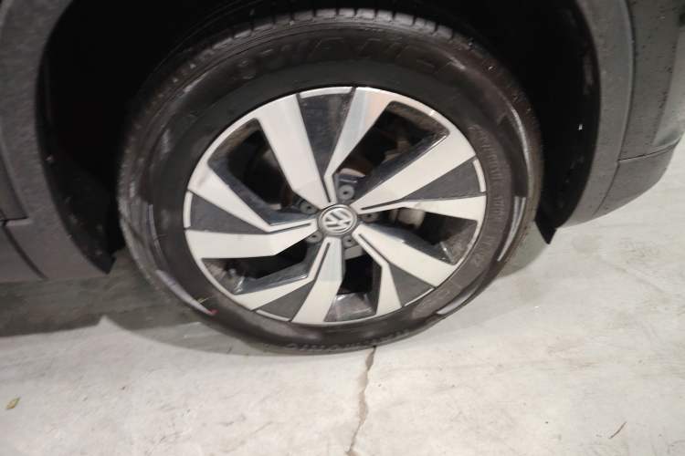 Used Volkswagen Tayron 2021 280TSI Two-Wheel Drive Luxury Smart Connectivity Version