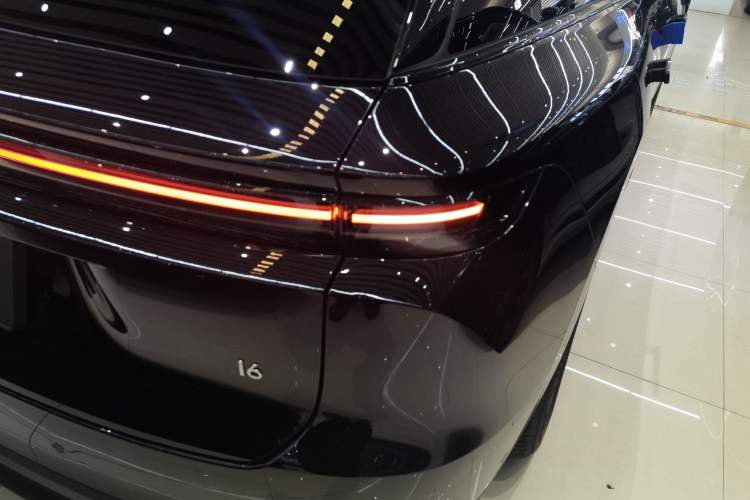 Used Li Auto Li Auto i6 2025 Model Two-Wheel-Drive Standard Type