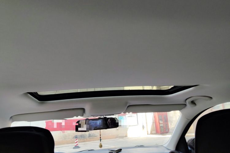 Used Volkswagen Jetta 2013 1.6L Manual Comfort Model Headliner