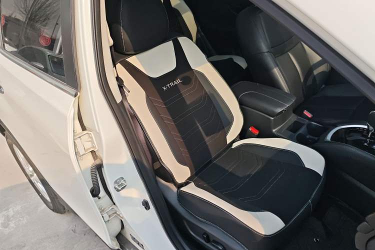 Used Nissan X-Trail 2023 Classic 2.0L Two-Wheel Drive Smart Connect Premium Edition
